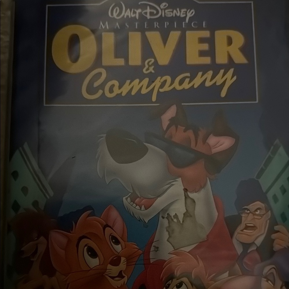 Oliver & Company VHS